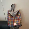 Bolsa de tela a cuadros para estudiante universitario de Otoño e Invierno, Bolso de hombro nuevo para mujer, Bolso cruzado ligero de gran capacidad