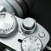 Backpacker es adecuado para el botón disparador de cámaras Fujifilm Leica, proporcionando un botón disparador auxiliar tanto para accesorios de cámara elevados como planos