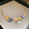 Aretes Colgantes Collar con Colgante de Gota de Agua con Pedrería Trabajo Pesado Exquisito Lujo Cadena para Clavícula Conjunto para Vestido de Banquete Venta al por Mayor Directa de Fábrica