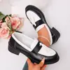 2026 Verano Nuevo Comercio Exterior Tallas Grandes Moda Casual Cómoda Estilo Británico Ropa Exterior Zapatos Individuales Talla Única para Todos
