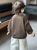 Moletom infantil, estilo primavera e outono para meninos, moderno e legal, blusa solta de manga comprida para bebês, nova blusa básica estilo coreano 2026