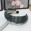 Nova Faixa de Cabeça Simples de Tecido com Aba Larga Estilo Coreano Faixa de Cabelo Enrolada Coreana para Lavar o Rosto Acessório de Moda para Adultos Feito à Mão
