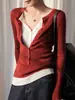 Qiaomi STUDIO Rojo Cuello en V Manga Larga Falso Dos Piezas Suéter de Punto para Mujer Otoño/Invierno 2026 Adelgazante Favorecedor Top