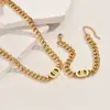 Conjunto de Colar e Pulseira Cubana de Luxo Leve Estilo Europeu e Americano Pulseira Longa de Corrente para Clavícula com Design Geométrico de Nicho Hip Hop