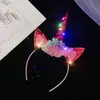 Puesto de Diademas en Mercado Nocturno Accesorios para el Cabello Diadema Luminosa Infantil Empujar Tarjeta de Unicornio Lugar Escénico Productos Populares