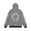 Sudadera con capucha unisex, holgada, casual, versátil, con cremallera, estampado de rayas con cruz y letras bordadas, estilo americano, moderna