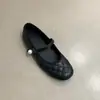 Sapatos Baixos Pretos Acolchoados com Corrente Estilo Chanel para Mulheres, Novidade Primavera 2026 Sapatos Mary Jane Francês para o Dia a Dia