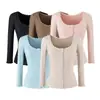 Conjunto de tres piezas de punto de deseo puro estilo coreano: top de tirantes de encaje, falda midi de cintura alta que se ajusta a la figura y cárdigan fino de manga larga