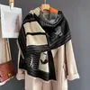 Bufanda Nueva de Imitación Cachemir con Estampado de Caballos para Mujer Otoño/Invierno 2026, Chal Elegante Cálido para Oficina, Calentador de Cuello Engrosado