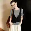 Camiseta de Manga Corta con Parches Estilo Coreano de Moda, Falso Dos Piezas para Mujer, Nuevo Estilo Verano 2026, Elegante, Adelgazante, Manga Corta 12089