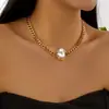 Pulsera de Metal Retro Europea y Americana Transfronteriza Anillo de Pulsera para Mujer con Forma Irregular Barroca de Perla de Imitación Set de Joyería