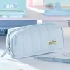 Estojo de lápis fofo e macio, grande capacidade, design único, estiloso, minimalista, novo e perfeito para guardar material de papelaria, ideal para estudantes