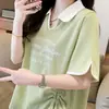 Camiseta Waffle Plissada com Gola Polo de Manga Curta Plus Size para Mulheres, Novo Estilo Verão 2025, Caimento Solto, Top com Design Emagrecedor