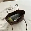 Bolso de mujer de gran capacidad, nuevo bolso de hombro casual y simple 2026, adecuado para estudiantes, para ir al trabajo y para el uso diario