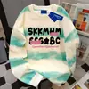 Sudadera de Campus con Cuello Redondo y Estampado de Letras de Nicho para Otoño e Invierno para Mujer Diseño Estilo Americano Coreano Calle Tie-Dye Top Versátil