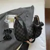 Bolso de Hombro y Axila para Mujer Casual 2025 Invierno Nueva Moda Tendencia Estampado Retro Simple Elegante