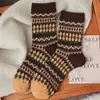 Meias Fair Isle Retrô Lã Femininas Outono e Inverno Estilo Étnico Artístico Meia-Calça Cano Médio Meias Longas de Inverno Espessadas