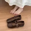 Zapatos Mary Jane de Cuero Cuadrados Retro para Mujer, Nuevos Zapatos Individuales Versátiles con Tacón Grueso, Punta Cuadrada, Correa al Tobillo, Zapatos de Cuero de Tacón Bajo