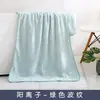 Toalla de baño drapable multifuncional toalla de baño absorbente ampliada de vellón de coral delantal de baño portátil para el hogar fabricantes al por mayor