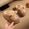 Pantuflas de Algodón para Niños con Capibara de Invierno Nueva Superficie de Cuero PU Impermeables Dibujos Animados Lindos Zapatos de Felpa para el Hogar para Niños y Niñas