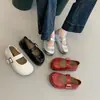 Sapatos Mary Jane para mulheres, estilo novo, confortáveis e casuais, com sola macia, sapatilhas de bico raso, coleção de outono, 2026, versáteis e retrô