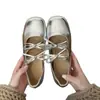 Novo estilo com saia, sapatos de salto baixo single deslumbrantes com laço, sapatos Mary Jane femininos, sapatilhas de bico quadrado, 2026, aumento interno de altura