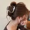 Pinza para el Cabello de Moda Estilo Coreano para Mujer, Pasador de Perlas de Alta Gama, Pinza de Tiburón de Tamaño Mediano para la Parte Posterior de la Cabeza, Adecuada para Cabello Fino, Accesorio para el Cabello
