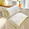Colcha de Verano de Gasa de Doble Capa con Estampado de Dibujos Animados Clase A, Colcha para Cama Doble, Colcha de Verano Amigable con la Piel, Colcha para Aire Acondicionado, Colcha de Regalo, Venta al por Mayor