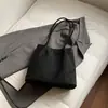 Bolso de axila vintage de gamuza para otoño e invierno para mujer, gran capacidad, nuevo modelo 2026, bolso tote de moda de alta gama para el día a día