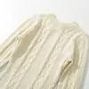 Mono de punto ajustado con diseño de espalda descubierta, textura única y a la moda, para Otoño 2025