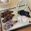 Exquisito y de Moda Pinza de Plátano de Satén Fruncido para Mujer Estilo Coreano Color Sólido Estilo Suave Pinza para el Cabello Pinza para Cola de Caballo en la Parte Posterior de la Cabeza