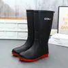 Botas de lluvia de moda para hombre, calzado exterior de caña alta antideslizante con cordón para cocina, lavado de autos, motociclista, zapatos de agua de caña alta con suela gruesa