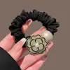 Goma para el Cabello Hecha a Mano de Tela Satinada con Perlas, Cuerda Elástica Alta para Cola de Caballo, Accesorio para el Cabello