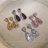 Pendientes de Gota de Agua de Zirconia de Lujo Ligero Estilo Palacio, Pendientes Exquisitos y de Alta Gama para Mujer, Versátiles y de Diseño Único