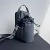 Bolsa Magnética para Garrafa de Água Fitness Transfronteiriça, Bolsa Grande para Armazenamento de Copo de Água para Academia, Bolsa Transversal Esportiva Portátil à Prova d'Água