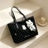 Bolso de mano de gran capacidad con lunares, bolso tote diario estilo coreano, un bolso de hombro casual moderno y lindo para el trabajo