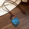 Collar estilo explosivo cruzado estilo exagerado de lujo ligero cadena para la clavícula geométrica degradada sentido de alta gama collar de adorno versátil de moda para mujer al por mayor