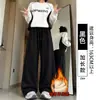 Calça de moletom feminina com forro de fleece preto, novos joggers grossos para outono e inverno 2026, calça de inverno reta de perna larga slim-fit para mulheres baixinhas