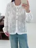 Colección Otoño 2026: Cuello de encaje estilo japonés, dobladillo abotonado de colores, blusa casual de manga larga con encaje para mujer