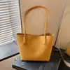 Bolsa Grande para o Dia a Dia para Mulheres 2026 Novo Verão High-End Retrô Textura Trançada Bolsa de Ombro Único Bolsa Tote Saco