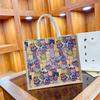 Bolsa de Lona de Lino Jacquard de Seda Dorada Bordado Linda Caricatura Bolso de Mano Simple Pequeño Fresco Bolsa de Gran Capacidad Bolso de Mujer