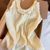 Pijama de tirantes a cuadros amarillo dulce para mujer, shorts de tirantes de verano, conjunto de encaje, estilo coreano, estilo simple, ropa de casa que se puede usar afuera
