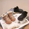 Zapatos de Algodón para Niñas 2026 Invierno Más Terciopelo Cálido Antideslizante Gruesos de Piel Bloque de Color de Caña Alta Casual de Velcro Nueva Moda Tendencia