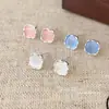 Pendientes minimalistas de ojo de gato con pasador de plata S999, Pendientes versátiles inspirados en la dopamina, Accesorios populares para las orejas, Regalo al por mayor para novia