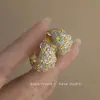 Brincos de Flor de Rosa com Esmalte Drip Azul Haze Embossado Estilo Retrô Francês para Mulheres, Luxo Leve, Sensação de Alto Padrão, Estilo de Nicho