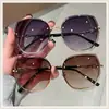 Óculos de Sol Populares 2025 para Mulheres, Óculos Fashion para Rosto Grande, Estilo Coreano Cor Degradê Óculos Anti-UV para Dirigir Atacado