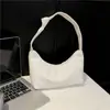2025 Nova Casual Retrô Grande Capacidade Cor Sólida Moderna Elegante Simples Personalidade Ombro Único Axila Bolsa de Trabalho