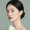 Pendientes de Textura Lujo Ligero con Incrustaciones Doradas y Textura de Circonita, de Moda y de Gama Alta, Versátiles y No Exigentes, Pendientes Llamativos para Mujer