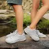 Nuevos zapatos de exterior, zapatos de senderismo transpirables, duraderos y cómodos, adecuados para parejas, para senderismo, trekking en río, pesca y vadeo.