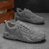 Novos Sapatos Masculinos de Couro para Exportação, Confortáveis Antiderrapantes com Solado Grosso Calçados Casuais Esportivos, Tendência Estilo Coreano Moda Calçados Casuais